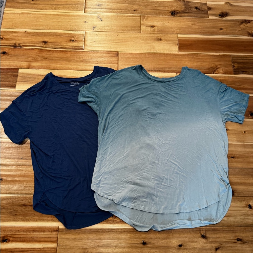 Time and Tru Women’s Short Sleeve Tunics in Navy and Light Blue
